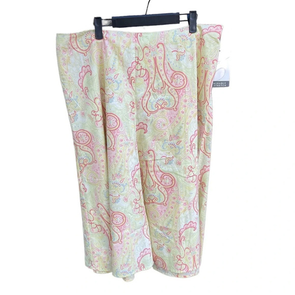 NWT EMMA JAMES PLUS PAISLEY SKIRT - Picture 2 of 4